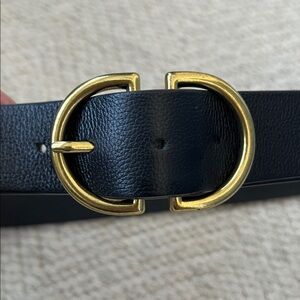 Evereve black/gold belt size M/L